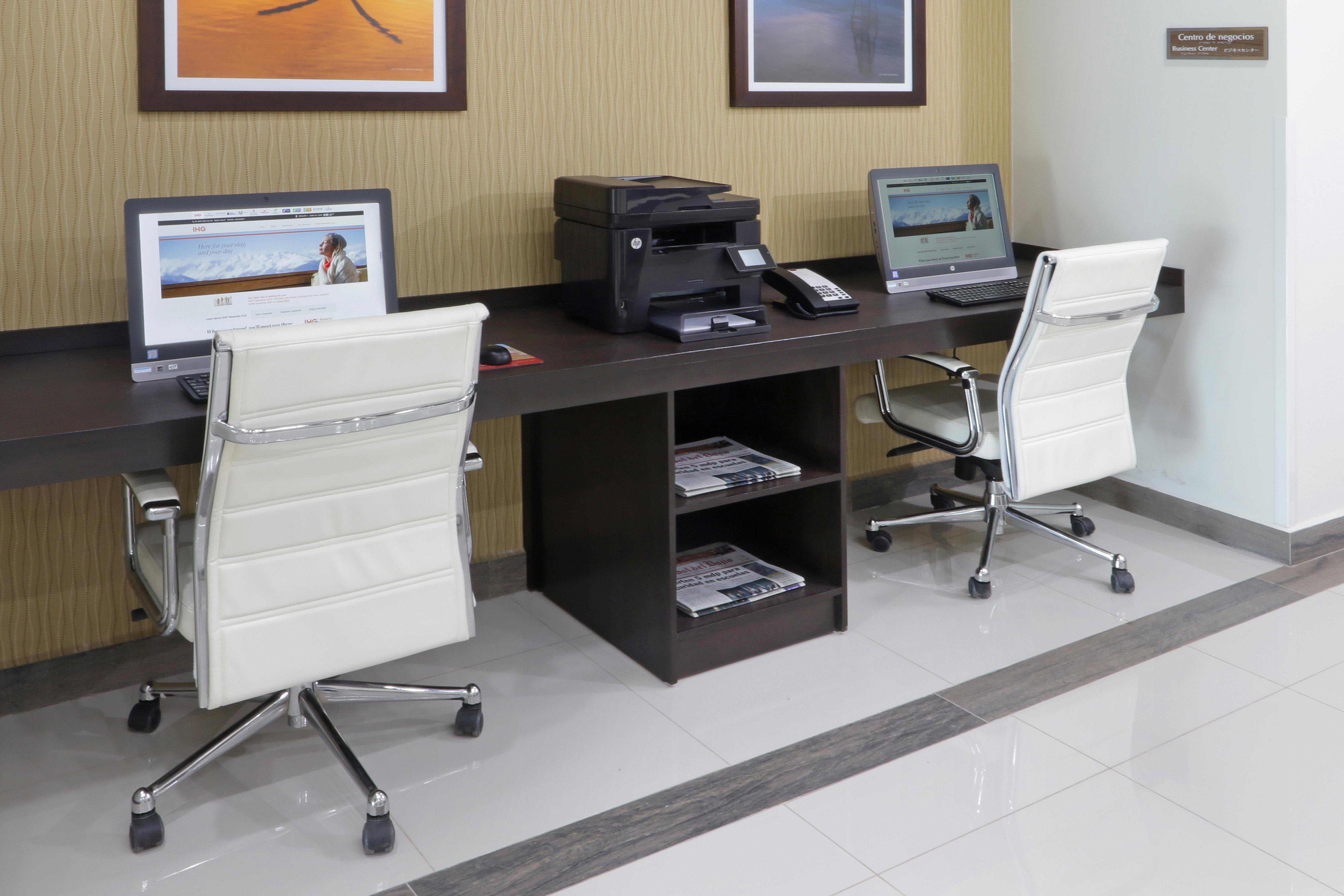 Candlewood Suites Celaya Селая Екстериор снимка