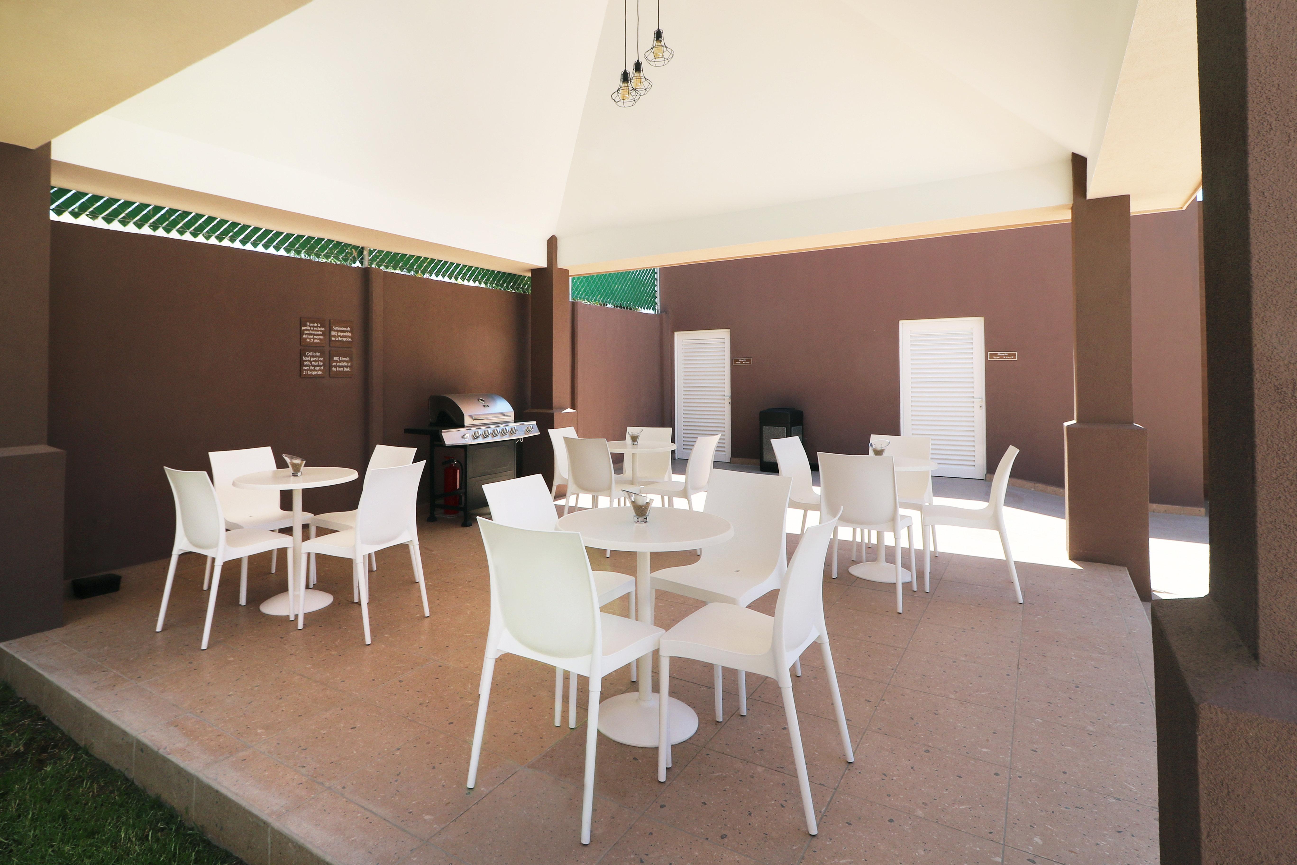 Candlewood Suites Celaya Селая Екстериор снимка