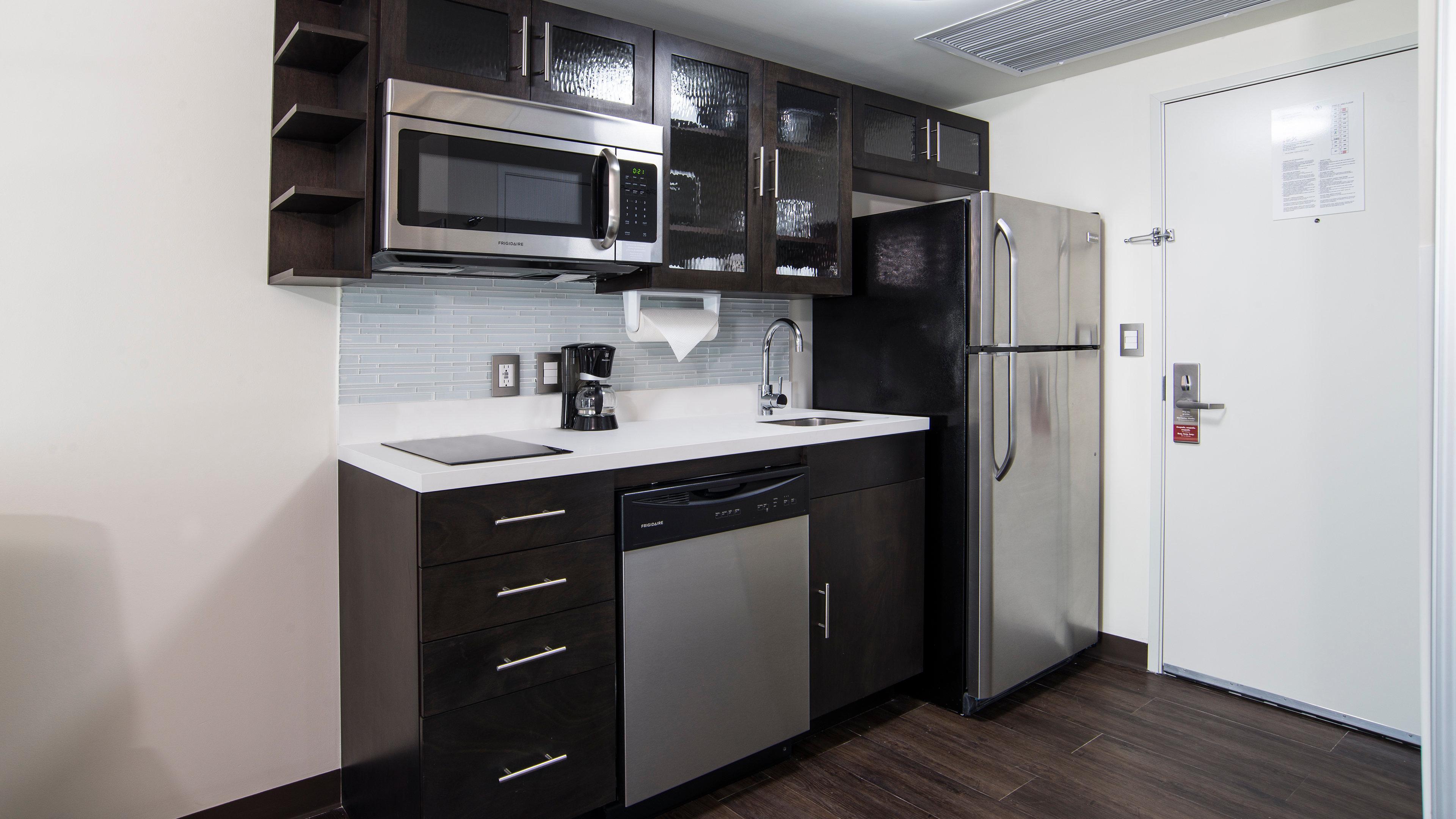 Candlewood Suites Celaya Селая Екстериор снимка