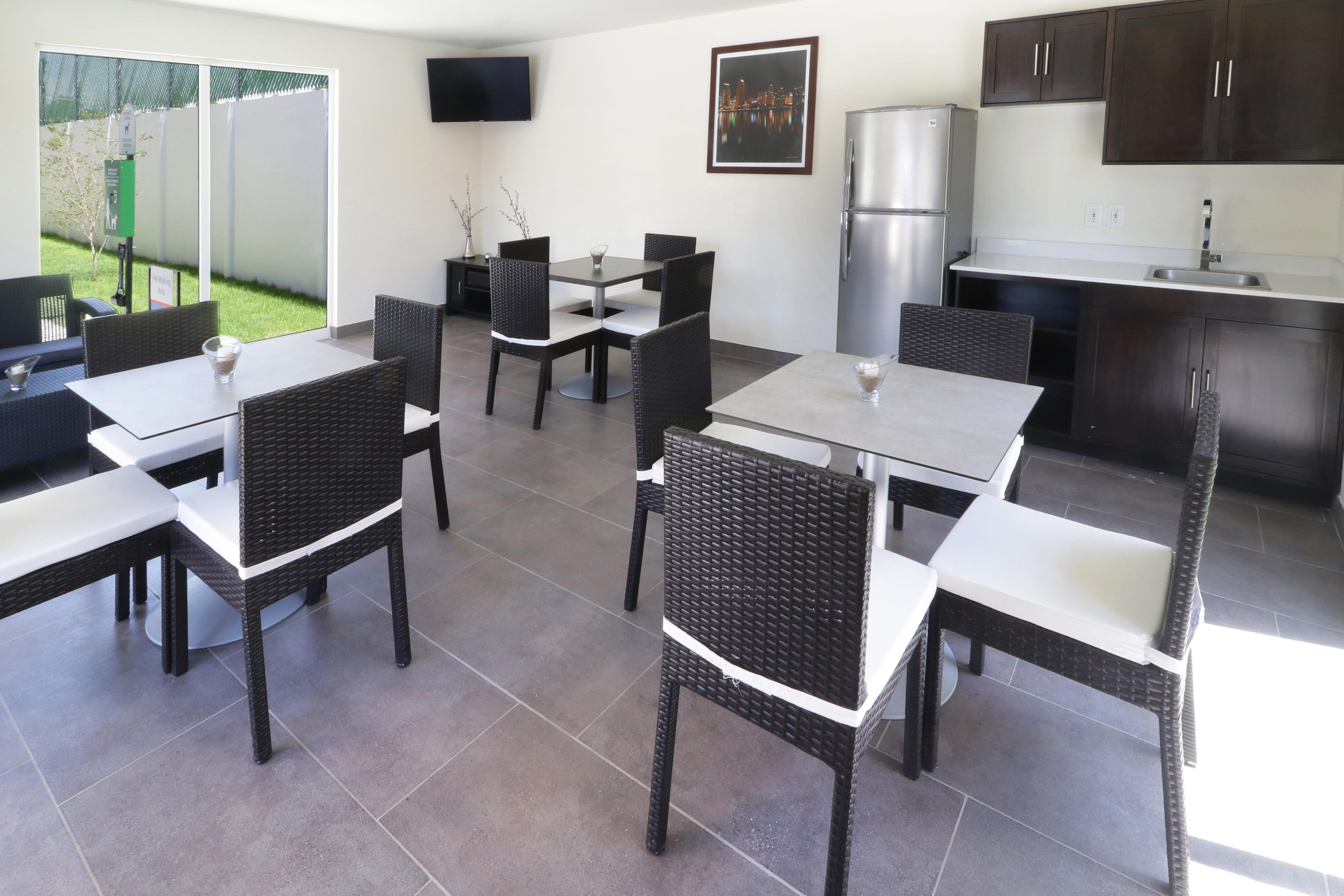 Candlewood Suites Celaya Селая Екстериор снимка