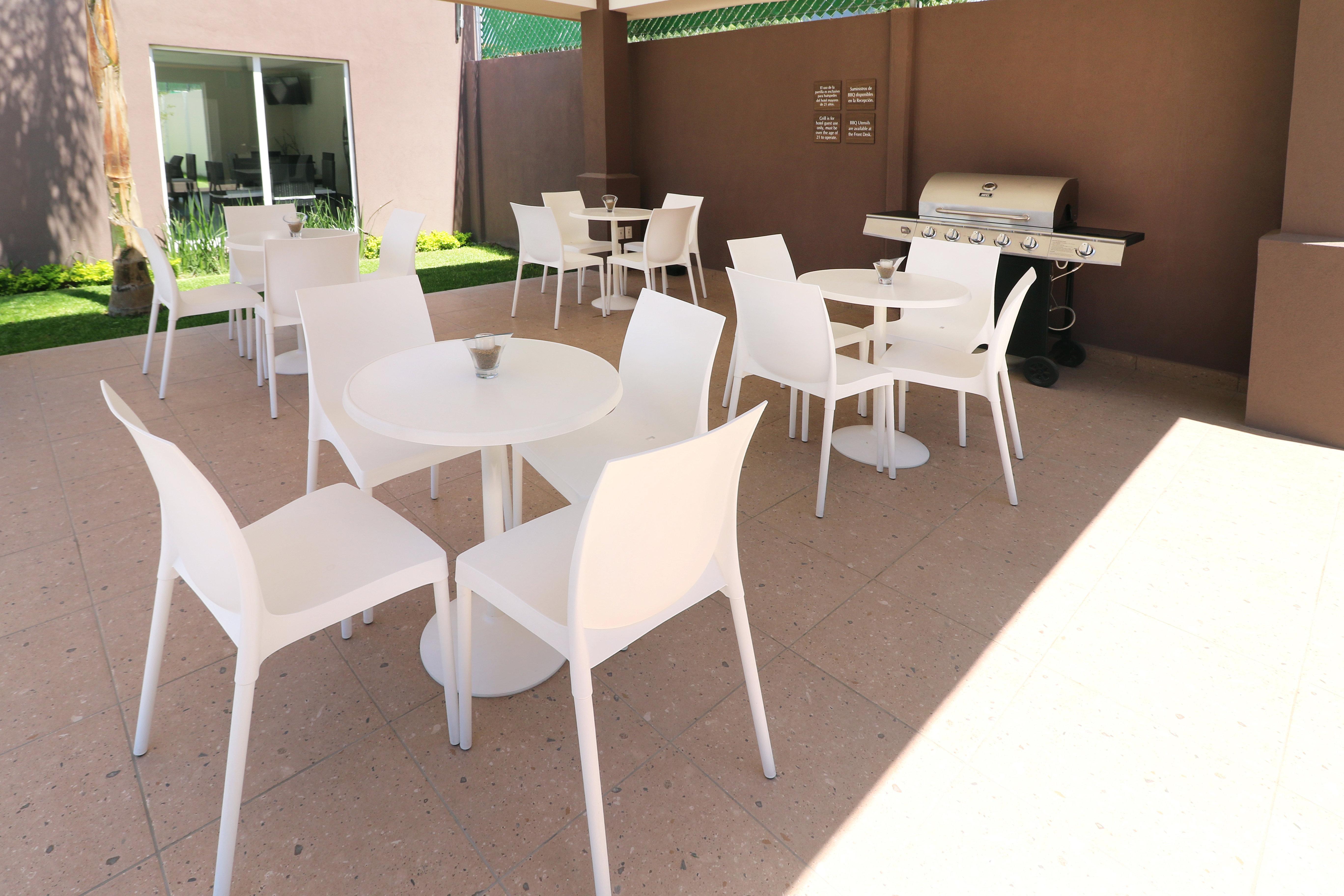Candlewood Suites Celaya Селая Екстериор снимка